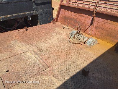 image for item MY9976 Flatbed