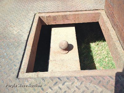 image for item MY9976 Flatbed