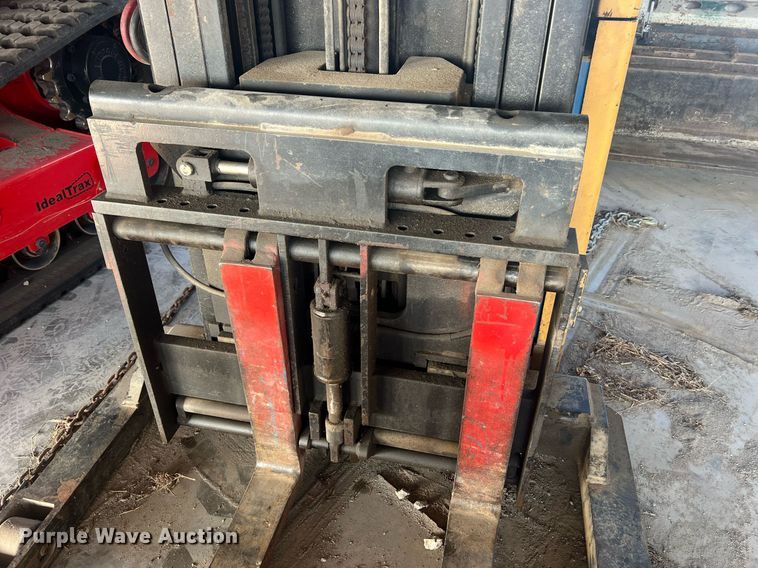 image for item NA9122 Hyster N40ER  forklift