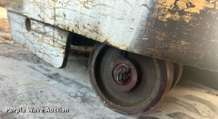 image for item NA9122 Hyster N40ER  forklift