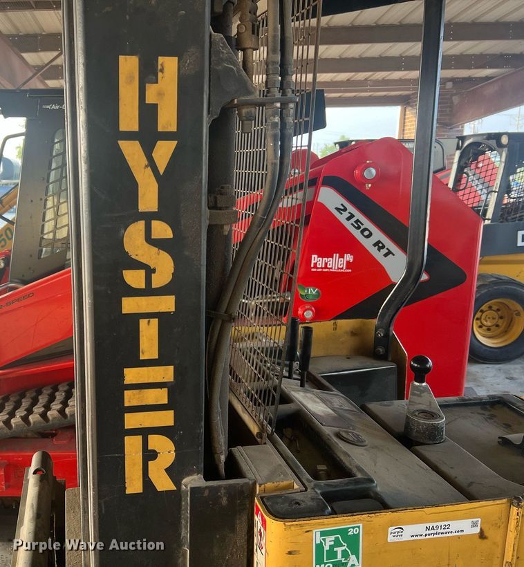 image for item NA9122 Hyster N40ER  forklift