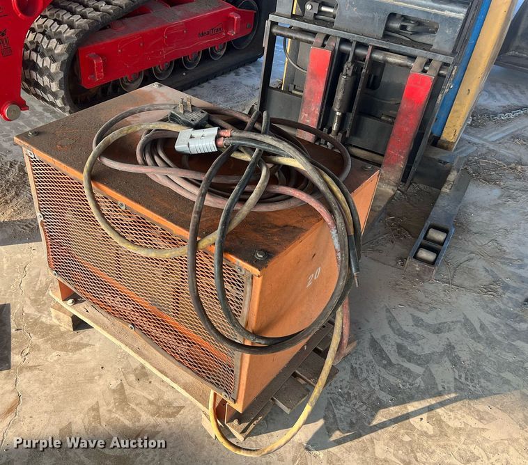 image for item NA9122 Hyster N40ER  forklift