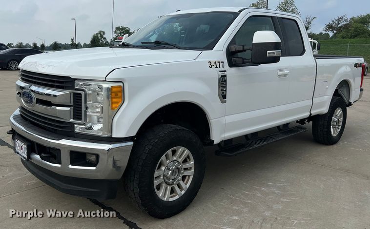 image for item NA9124 2017 Ford F250 XLT  SuperCab pickup truck