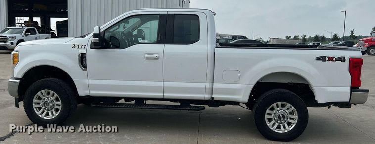 image for item NA9124 2017 Ford F250 XLT  SuperCab pickup truck