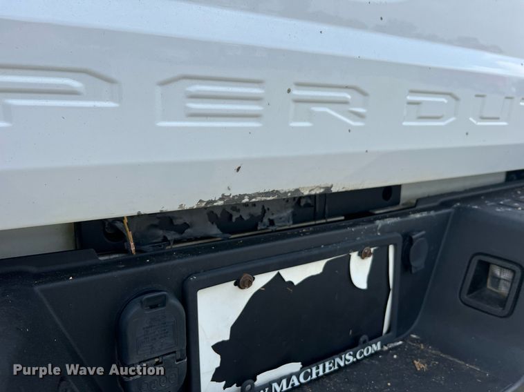 image for item NA9124 2017 Ford F250 XLT  SuperCab pickup truck