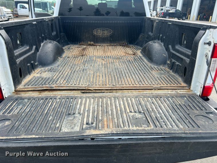 image for item NA9124 2017 Ford F250 XLT  SuperCab pickup truck