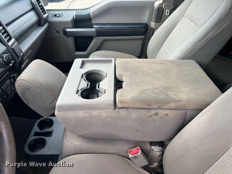 image for item NA9124 2017 Ford F250 XLT  SuperCab pickup truck