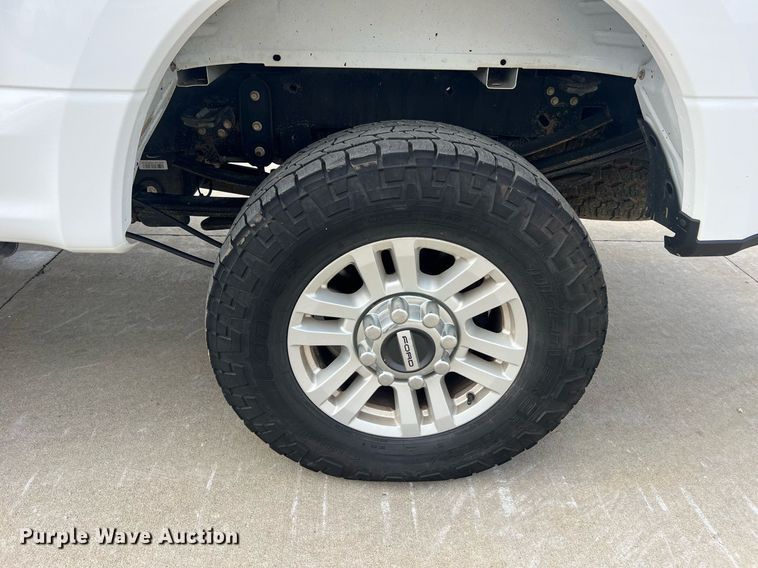 image for item NA9124 2017 Ford F250 XLT  SuperCab pickup truck