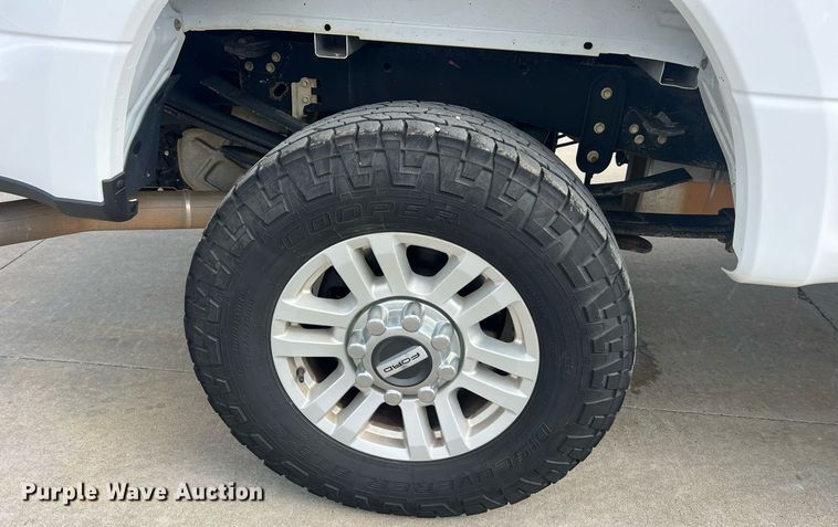 image for item NA9124 2017 Ford F250 XLT  SuperCab pickup truck