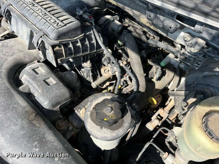 image for item NA9136 2004 Ford F150 XLT  SuperCrew pickup truck