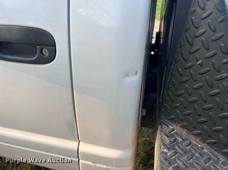 image for item NA9140 1995 Dodge Ram 3500 Laramie SLT  flatbed pickup truck