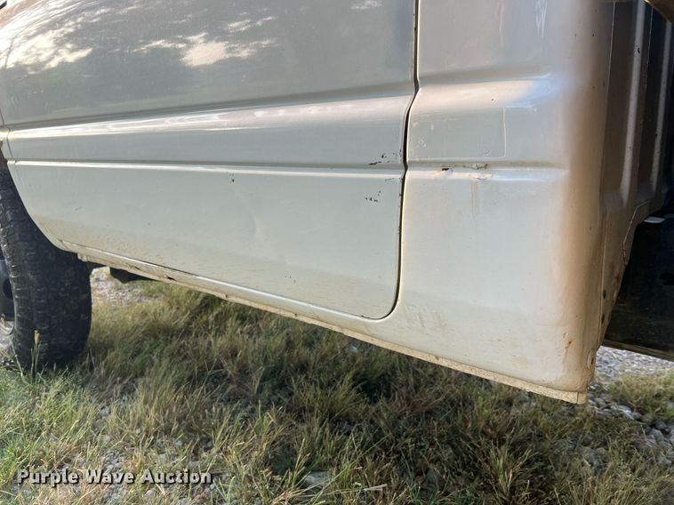 image for item NA9140 1995 Dodge Ram 3500 Laramie SLT  flatbed pickup truck