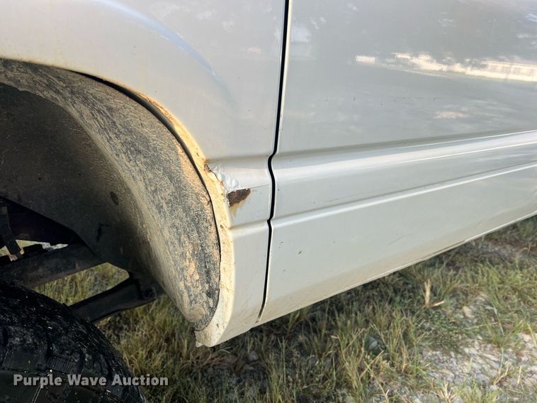 image for item NA9140 1995 Dodge Ram 3500 Laramie SLT  flatbed pickup truck