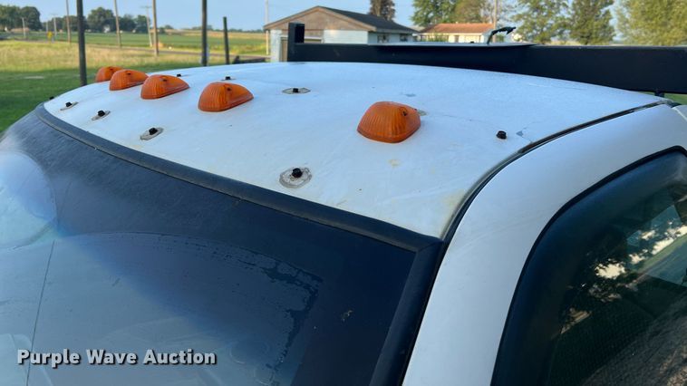 image for item NA9140 1995 Dodge Ram 3500 Laramie SLT  flatbed pickup truck