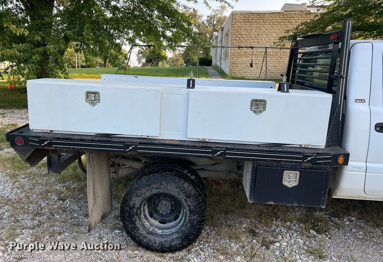 image for item NA9140 1995 Dodge Ram 3500 Laramie SLT  flatbed pickup truck