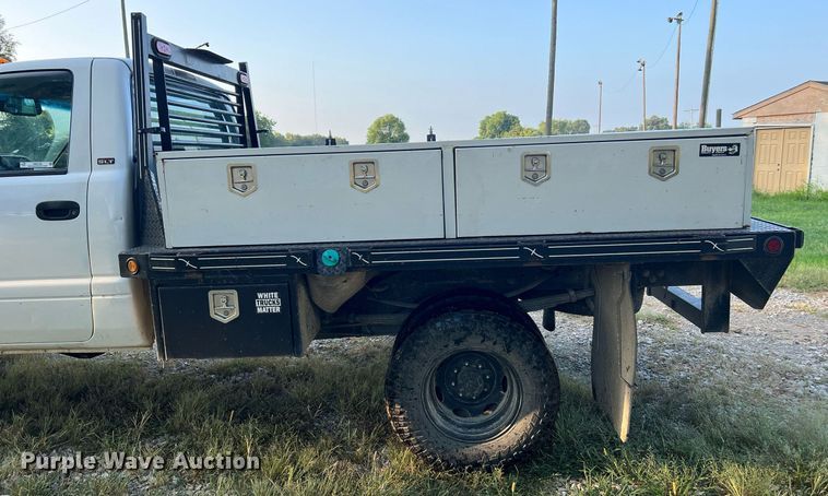 image for item NA9140 1995 Dodge Ram 3500 Laramie SLT  flatbed pickup truck