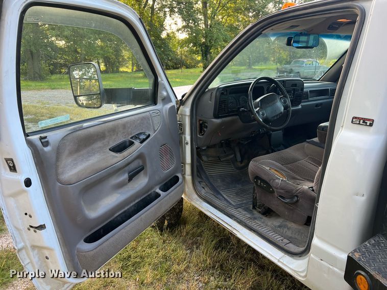 image for item NA9140 1995 Dodge Ram 3500 Laramie SLT  flatbed pickup truck