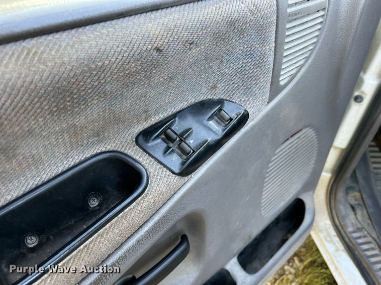 image for item NA9140 1995 Dodge Ram 3500 Laramie SLT  flatbed pickup truck