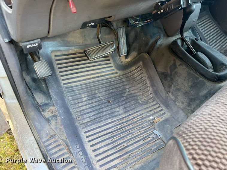 image for item NA9140 1995 Dodge Ram 3500 Laramie SLT  flatbed pickup truck