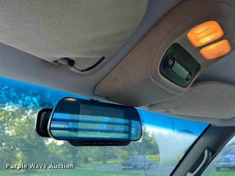 image for item NA9140 1995 Dodge Ram 3500 Laramie SLT  flatbed pickup truck