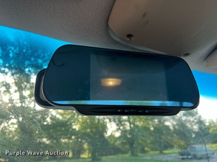 image for item NA9140 1995 Dodge Ram 3500 Laramie SLT  flatbed pickup truck