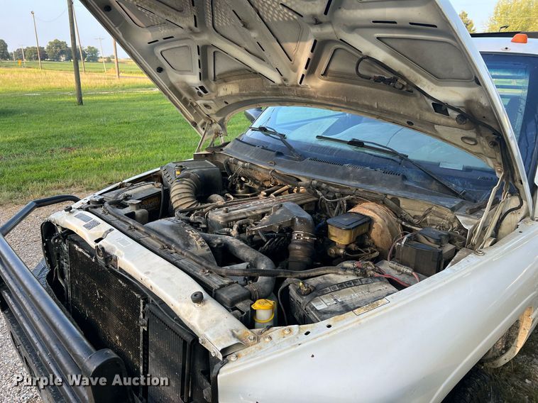 image for item NA9140 1995 Dodge Ram 3500 Laramie SLT  flatbed pickup truck