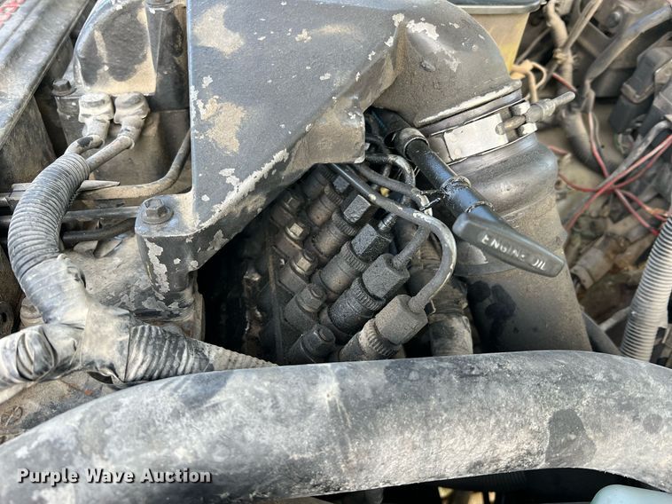 image for item NA9140 1995 Dodge Ram 3500 Laramie SLT  flatbed pickup truck