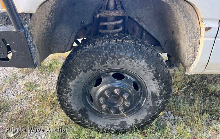 image for item NA9140 1995 Dodge Ram 3500 Laramie SLT  flatbed pickup truck