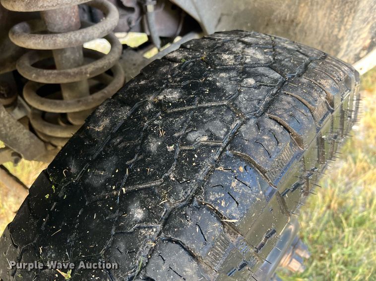 image for item NA9140 1995 Dodge Ram 3500 Laramie SLT  flatbed pickup truck