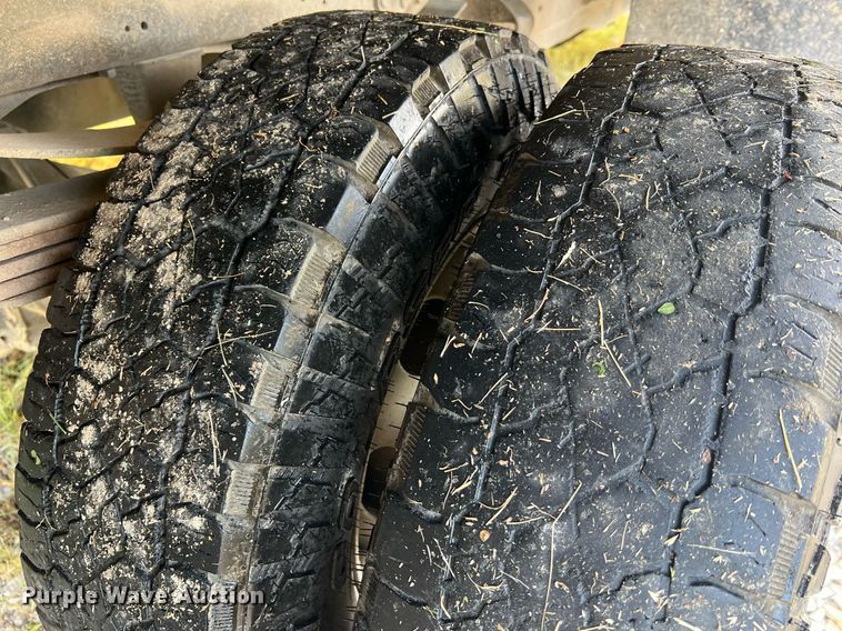 image for item NA9140 1995 Dodge Ram 3500 Laramie SLT  flatbed pickup truck