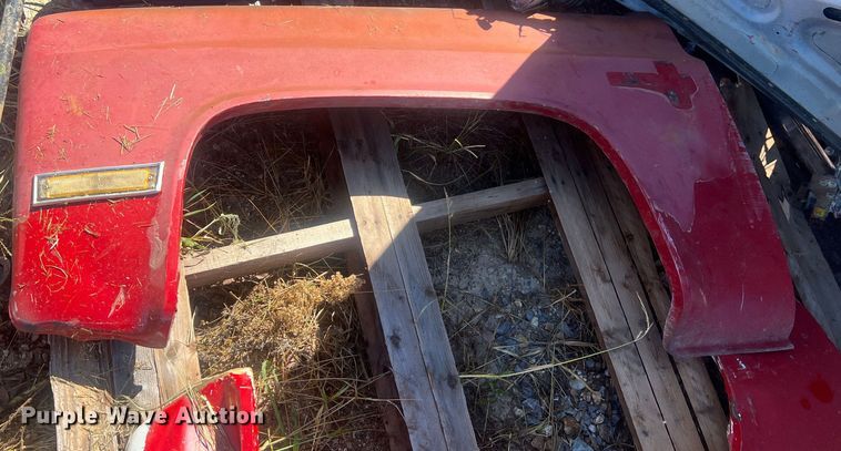 image for item NA9166 1986 Chevrolet  pickup parts