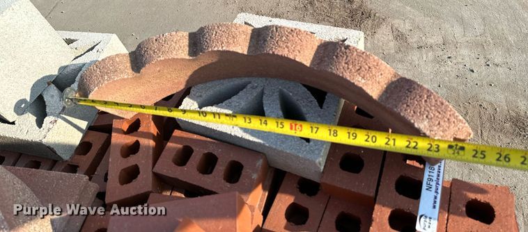 image for item NF9118 Approximately 300 bricks