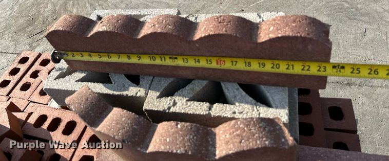 image for item NF9118 Approximately 300 bricks
