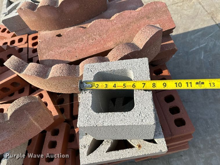 image for item NF9118 Approximately 300 bricks