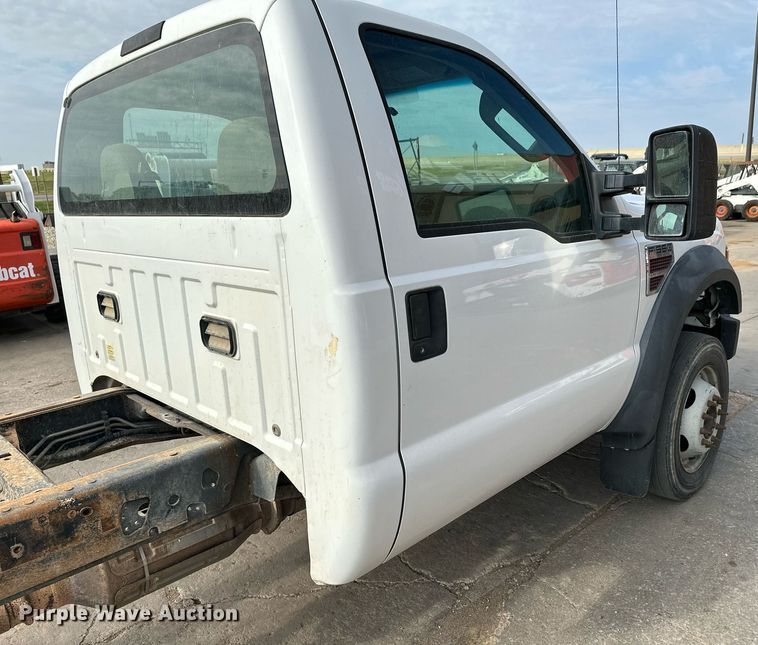image for item NF9120 2008 Ford F550 Super Duty XL  truck cab and chassis