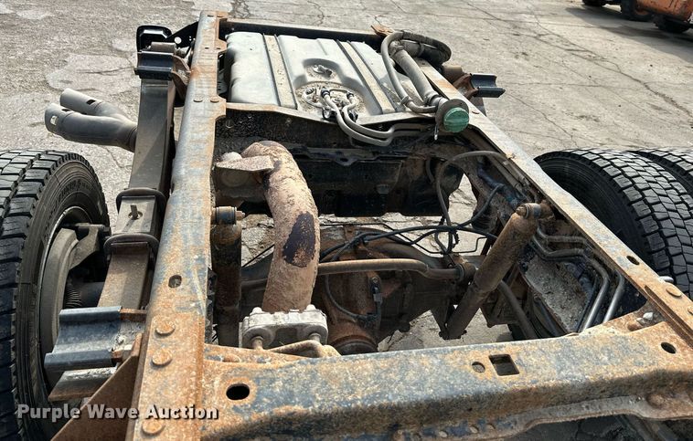 image for item NF9120 2008 Ford F550 Super Duty XL  truck cab and chassis