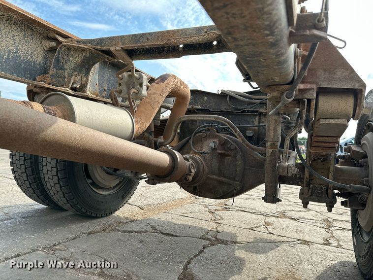 image for item NF9120 2008 Ford F550 Super Duty XL  truck cab and chassis