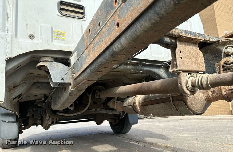 image for item NF9120 2008 Ford F550 Super Duty XL  truck cab and chassis