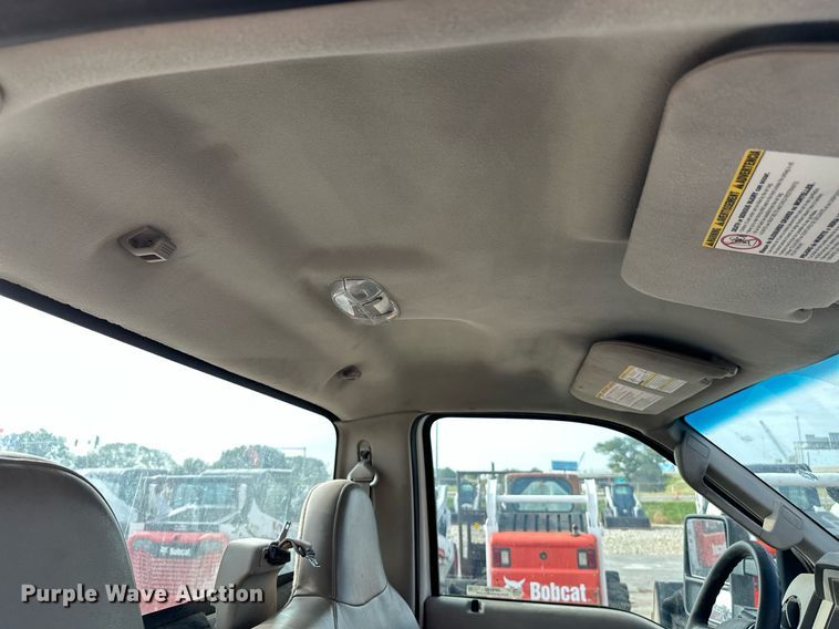 image for item NF9120 2008 Ford F550 Super Duty XL  truck cab and chassis