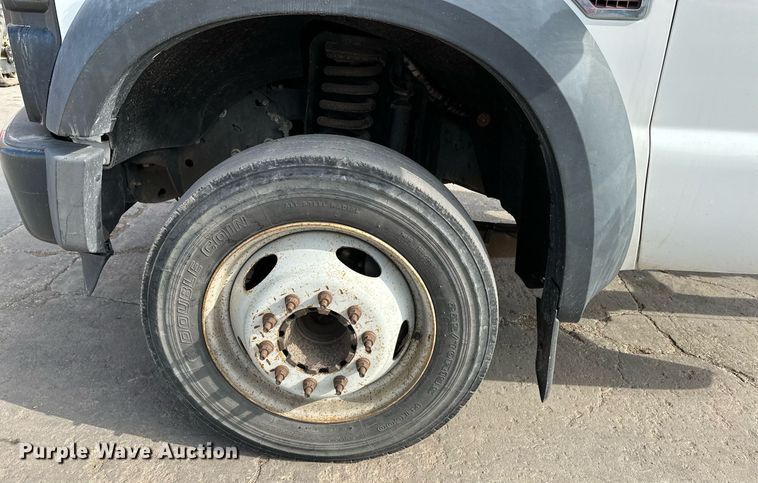 image for item NF9120 2008 Ford F550 Super Duty XL  truck cab and chassis