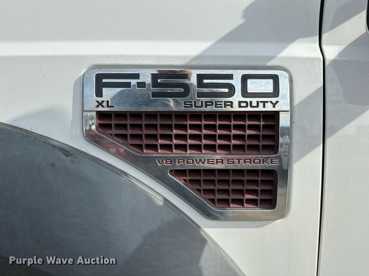 image for item NF9120 2008 Ford F550 Super Duty XL  truck cab and chassis