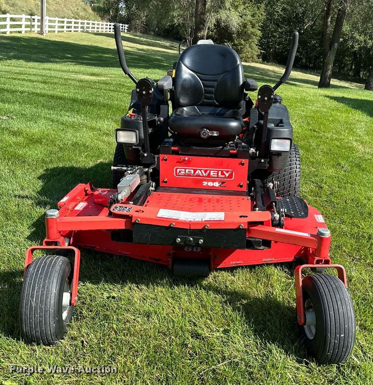image for item NF9122 Gravely 260Z  ZTR lawn mower