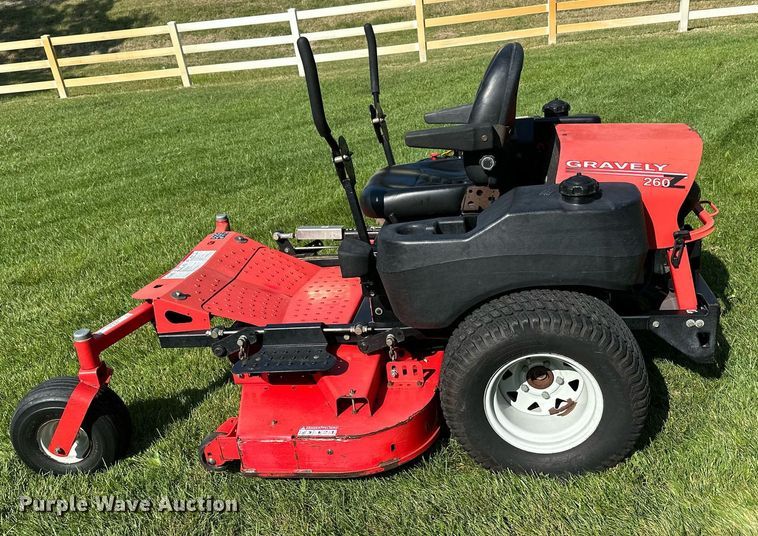 image for item NF9122 Gravely 260Z  ZTR lawn mower