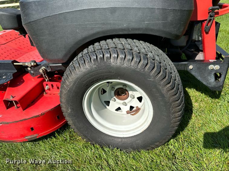 image for item NF9122 Gravely 260Z  ZTR lawn mower