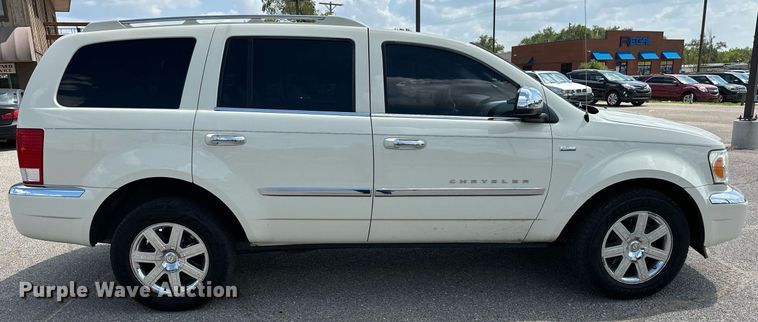 image for item NF9126 2008 Chrysler Aspen  SUV