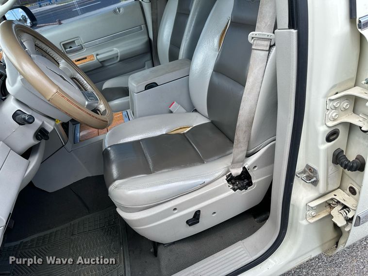 image for item NF9126 2008 Chrysler Aspen  SUV