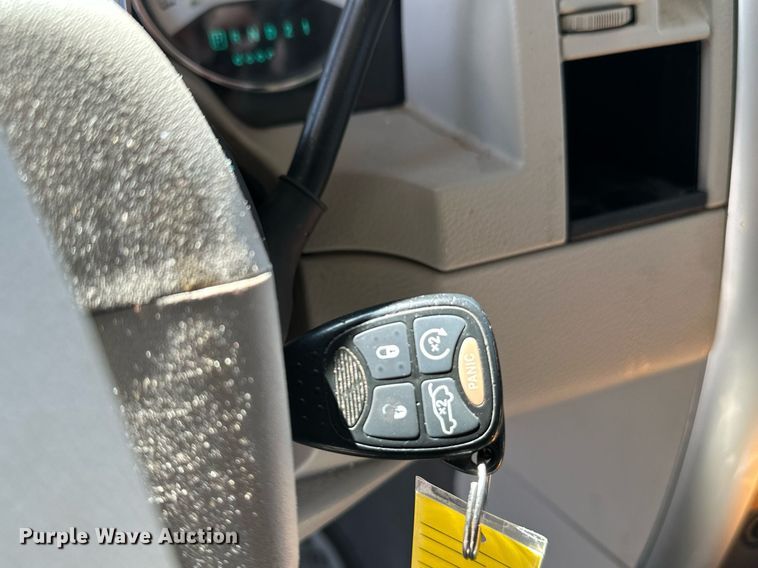 image for item NF9126 2008 Chrysler Aspen  SUV