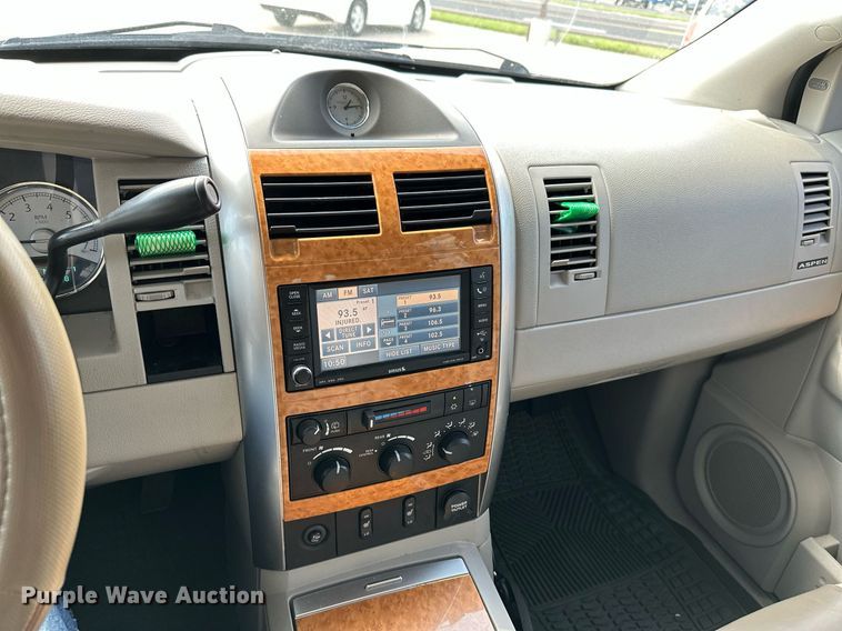 image for item NF9126 2008 Chrysler Aspen  SUV