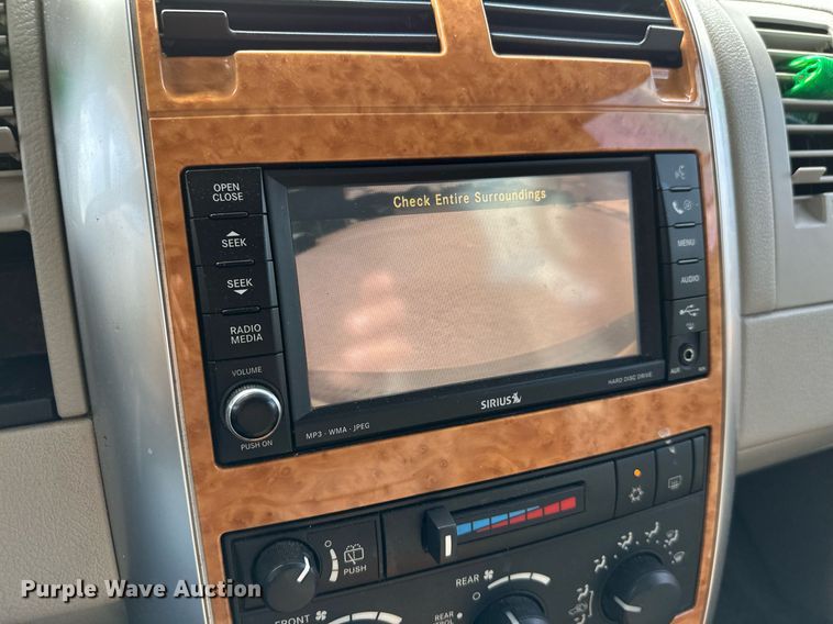 image for item NF9126 2008 Chrysler Aspen  SUV