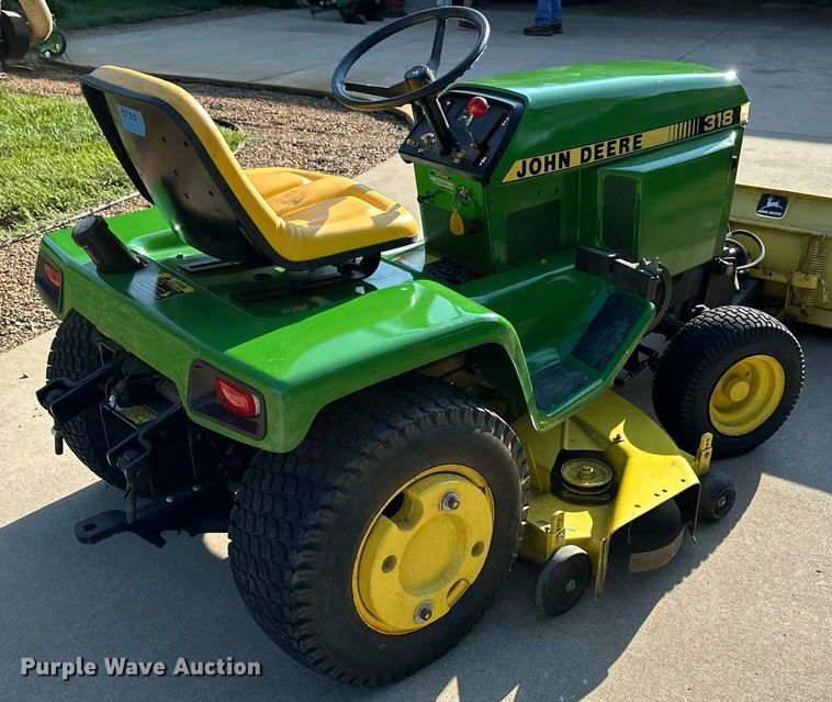 image for item NF9147 John Deere 318  lawn mower